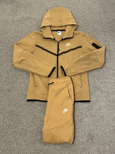 Nike tech fleece full - fleece,