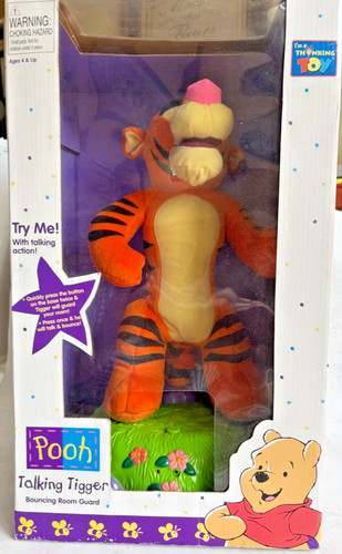 Winnie the pooh talking - winnie, tigger