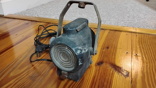 Vintage cycon small stage - small,