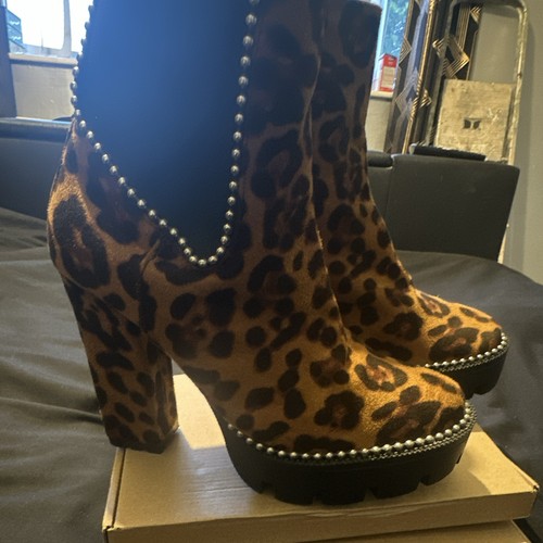 Womens leopard print suede - womens,