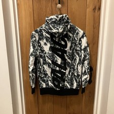Palace Hoodie | Madara Hood |