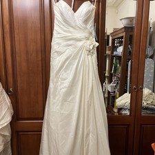 Wedding Dress / Ball gown /