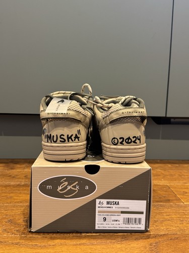 Signed chad muska khaki - es,