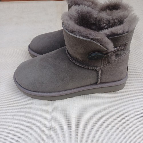 Odd size ugg - odd,