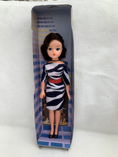 Boxed Pedigree Miss Sindy doll and accessories in good condition