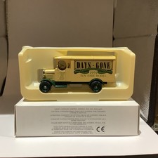 Lledo Van - Models of Days