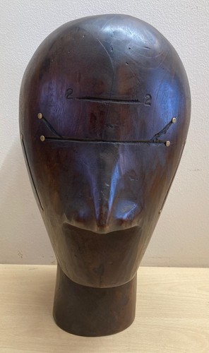 Heavy dark wood - dark, brass