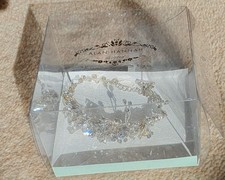 Woman jewellery. Bracelet. Bride jewellery.  Alan Hannah Devoted collection..