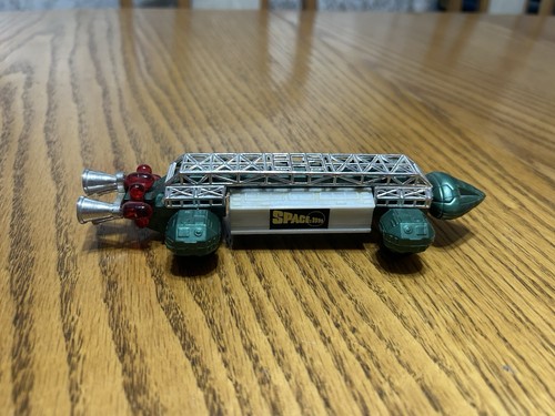 Vintage space 1999 eagle - eagle, one