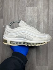 Triple White Nike Airmax