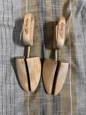 Wooden shoe trees cedar - wooden,