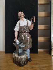 COLLECTABLE ROYAL DOULTON