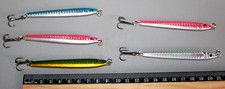 5 FISHING LURES / PIRKS FOR SEA FISHING ASSORTED COLOURS
