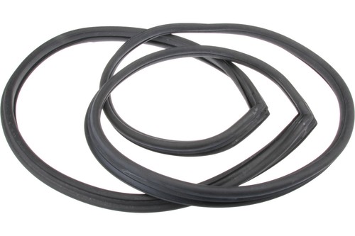 Front windscreen seal - windscreen,