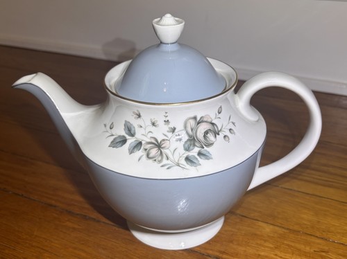 Royal doulton fine china rose - doulton,