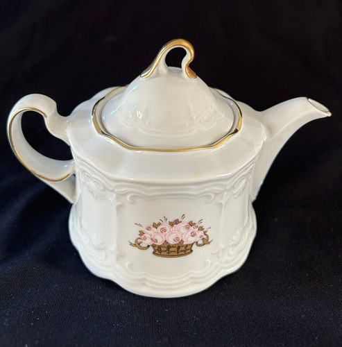 Julia teapot seltmann - teapot,