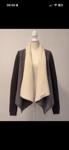 Woman cosy waterfall - woman’s,