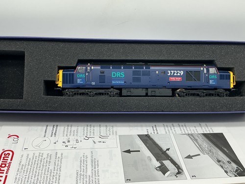 Vitrains v2028 class 0 - class, 37/0