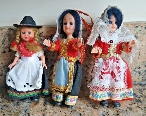 Vintage traditional costume - 3,