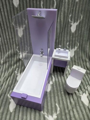 Rainbow high bathroom - high,