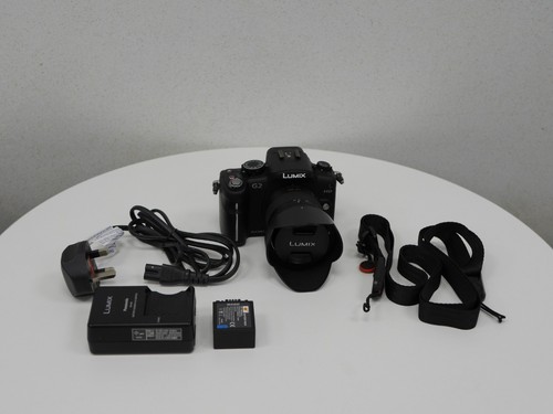 Panasonic lumix camera - g2, w/