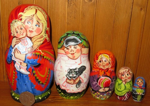 Russian matryoshka nesting - russian,
