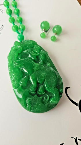 Large jade carved elephant - large,
