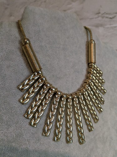 Ethnic bib necklace gold - ethnic,