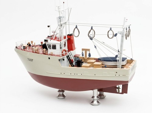 Tuna fishing boat hull - fishing,