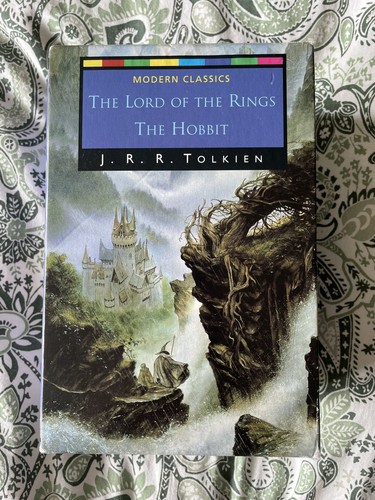 Jrr tolkien hobbit - &, lord