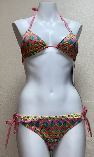Glamour kills woman aztec - glamour,