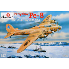 AMODEL 72155 Pe-8 heavy bomber