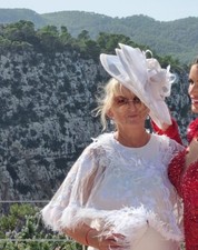 MOTHER of the bride dress size 12/14  used in excellent condition 