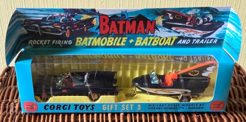 Corgi batmobile batboat - +, &