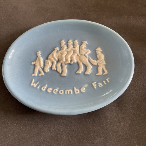 Dartmouth pottery blue white - blue,