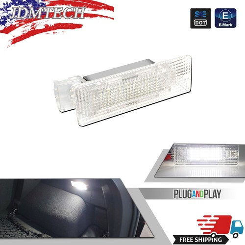 Plug play white - &,