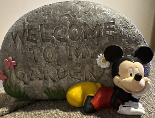 Disney mickey mouse garden - disney,