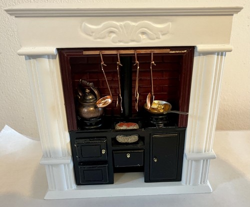 Vintage dolls house kitchen - dolls,