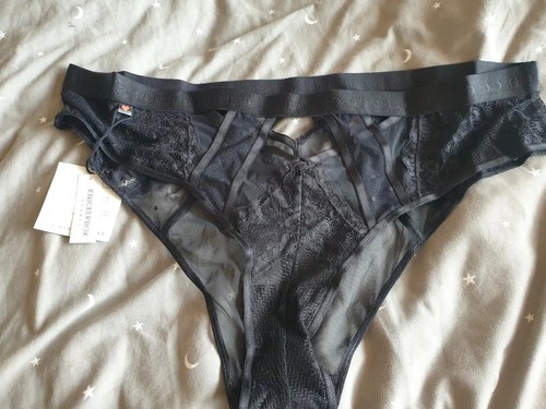 Ann summers knickerbox free - summers,