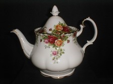 Royal Albert China Old Country Roses Six Cup Teapot Vintage UNUSED Condition