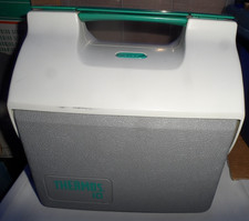 Thermos Model 7707 7Qt 6.5L Green White Litre Cooler Beer Chiller Picnic Box