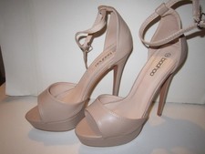 Ladies Boohoo high heels size