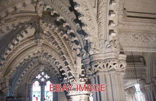 Photo carvings rosslyn chapel - ,