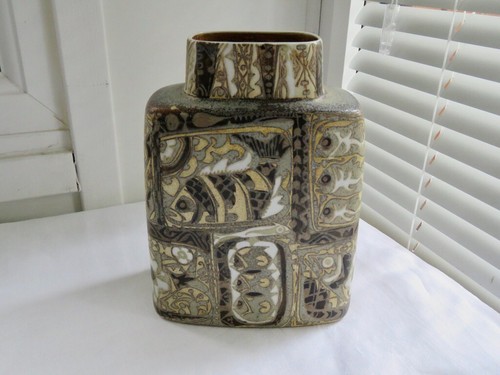 Royal copenhagen art fajance - art,