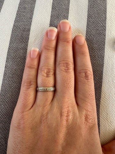 9ct carat diamond ring - 9ct,