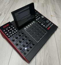 AKAI PRO MPCX Sampler Music