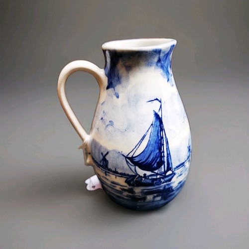 Small vintage delft - delft, cream