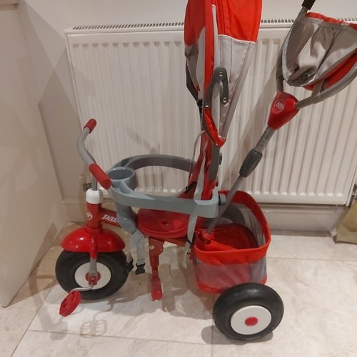 Radio flyer trike - in, 1