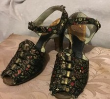 Hand Painted Antique Flapper Art Deco Gold Floral Details Woman Shoes 6.5
