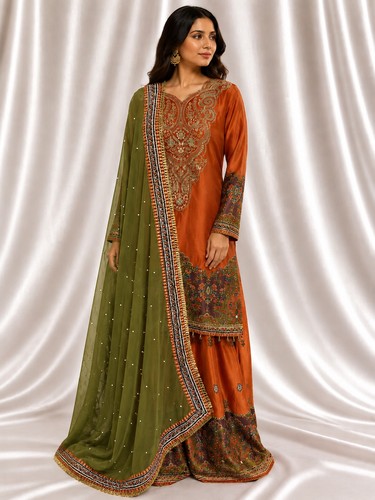 Asian pakistani indian - asian,